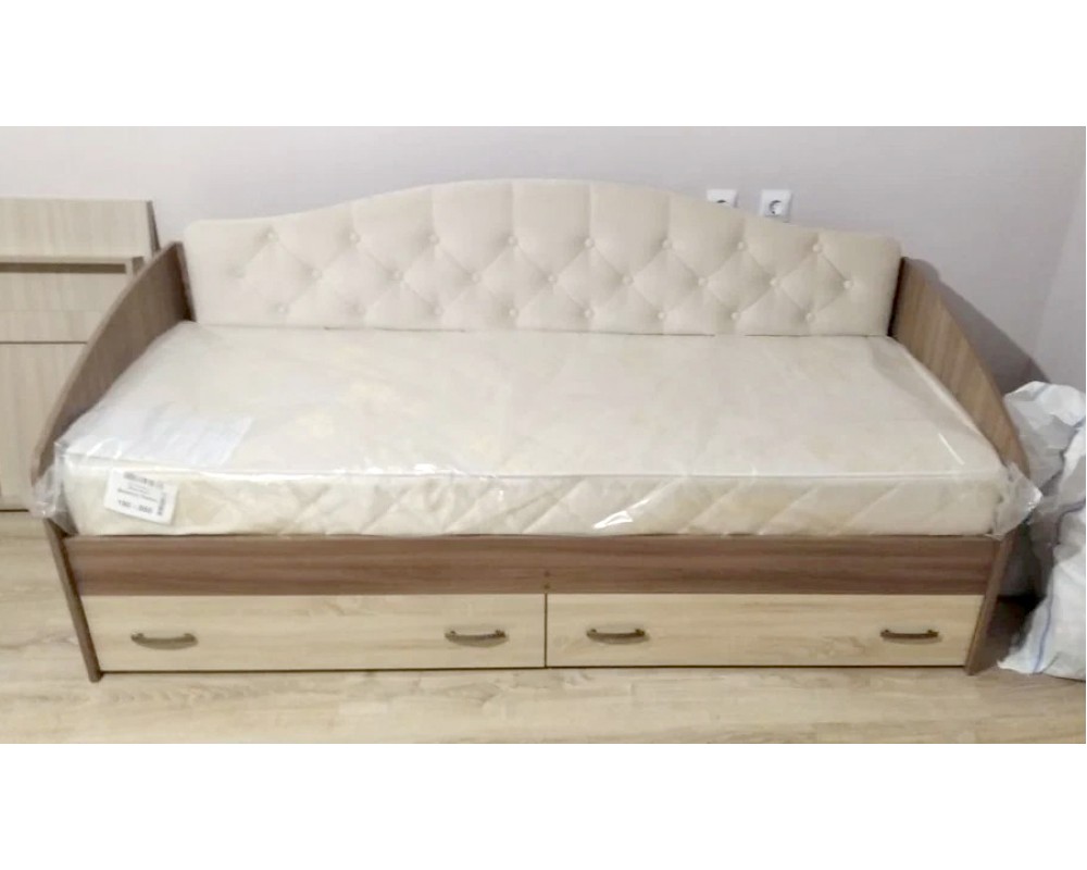 Кровать "Орион" с ящиками (Спинка с пуговицами)