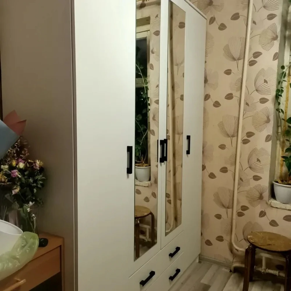 Шкаф "Квадро" Белый гладкий